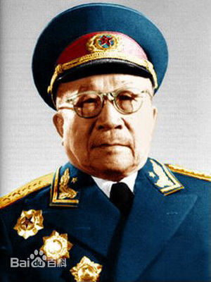 张云逸 ：中国人民解放军高级将领